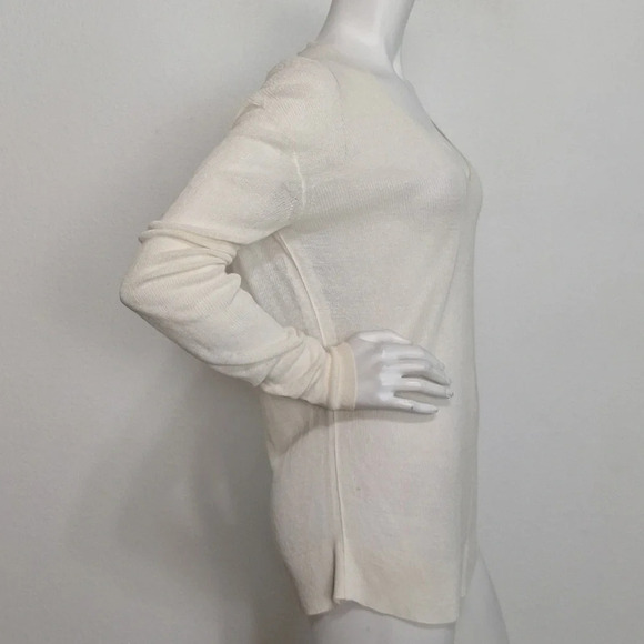 Theory Ribbed Ivory V-Neck Sheer Coquette Coastal Linen Blend Sweater Size 00/0 - Picture 3 of 7